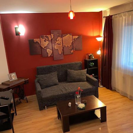 Motorway Alfa Apartament Appartamento Arad Esterno foto